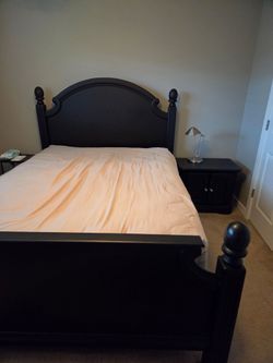 Queen Size Bed and Matching Nightstands