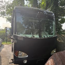 2005 Fleetwood Excursion $70000 OBO