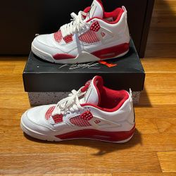 Jordan 4 