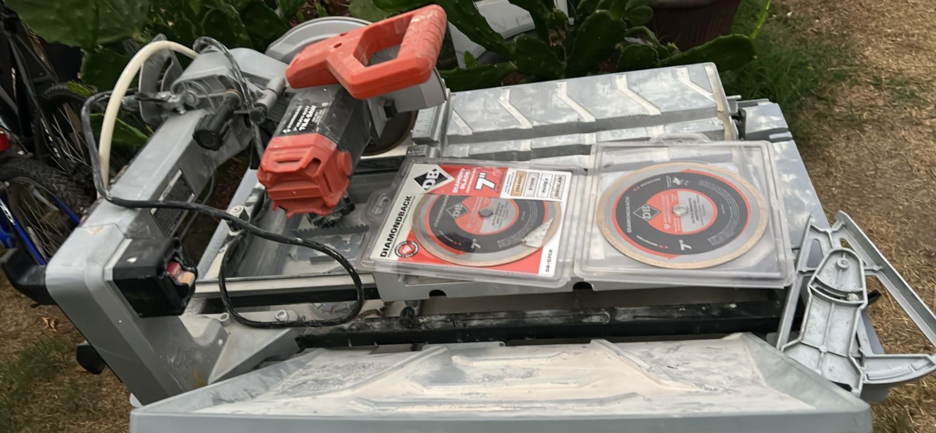 Tile Saw