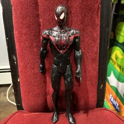 🕷️ Marvel Miles Morales Spider-Man 12” Titan Hero Figure 🕸️
