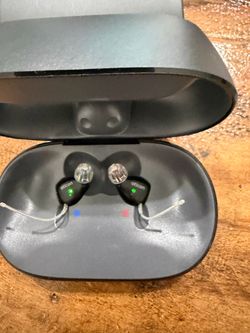 Oticon nxtCIC R hearing aids brand new