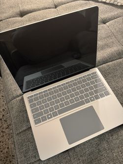 Microsoft surface laptop