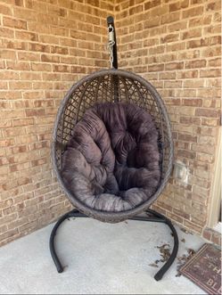 Outdoor Egg Swing