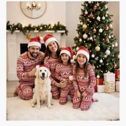 Christmas Family Pajama Set – Tags Still On