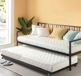 Twin Bed w/Trundle