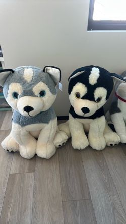 Oversized stuffed dogs