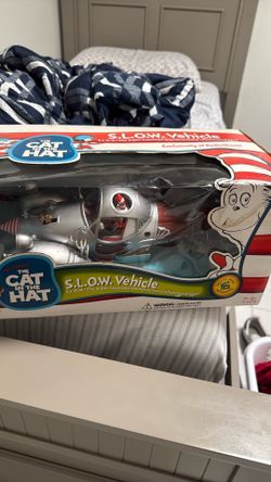 Dr Seuss THE CAT IN THE HAT SLOW VEHICLE Exckusively at RadioShack 2003