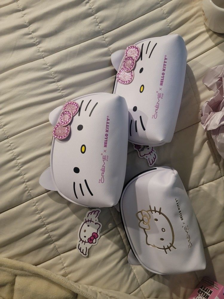Hello KITTY make Up Bags