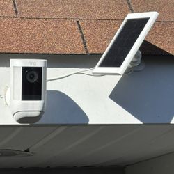 Ring Spotlight Cam Plus, Battery 