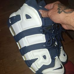 Nike uptempo size 12