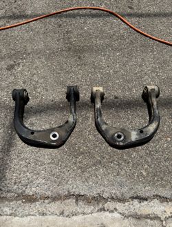 Original OEM Toyota Tundra Upper Control Arms