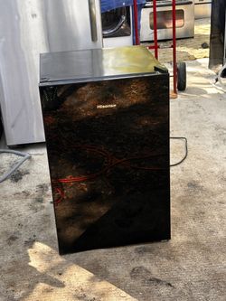 Hisense Mini Fridge 