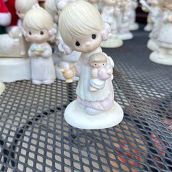 Vintage 1978 Enesco Jesus is the Light Precious Moments