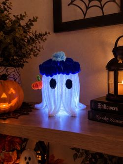 Handmade Light-Up Pipe Cleaner Ghost Halloween Decor