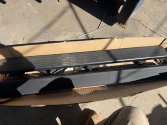 2025 Ram 1500 running boards
