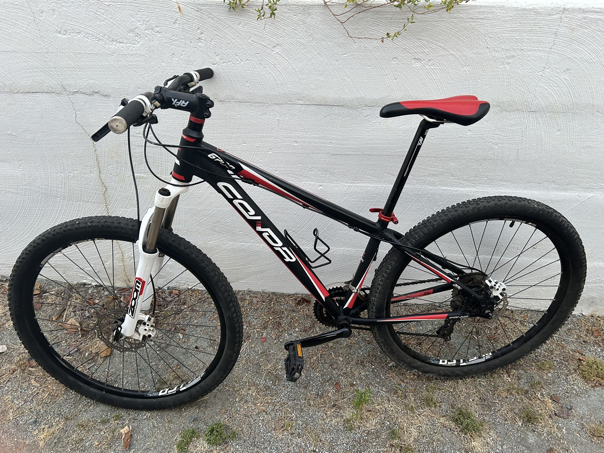 Mountain Bike 16inches Frame 27 1/2 Wheels