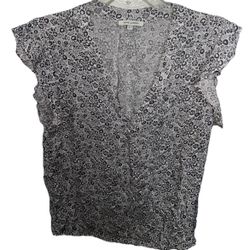 Anne Carson Women’s Large Low V Neck Ruffle Blouse