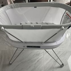 Fisher-Price Luminate Bassinet