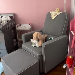 Rocking Chair With Ottoman 