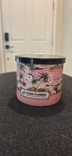 Goose Creek Aloha Plumeria Candle