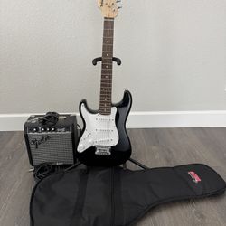 Fender Mini Squire + Amp + Stand + Case