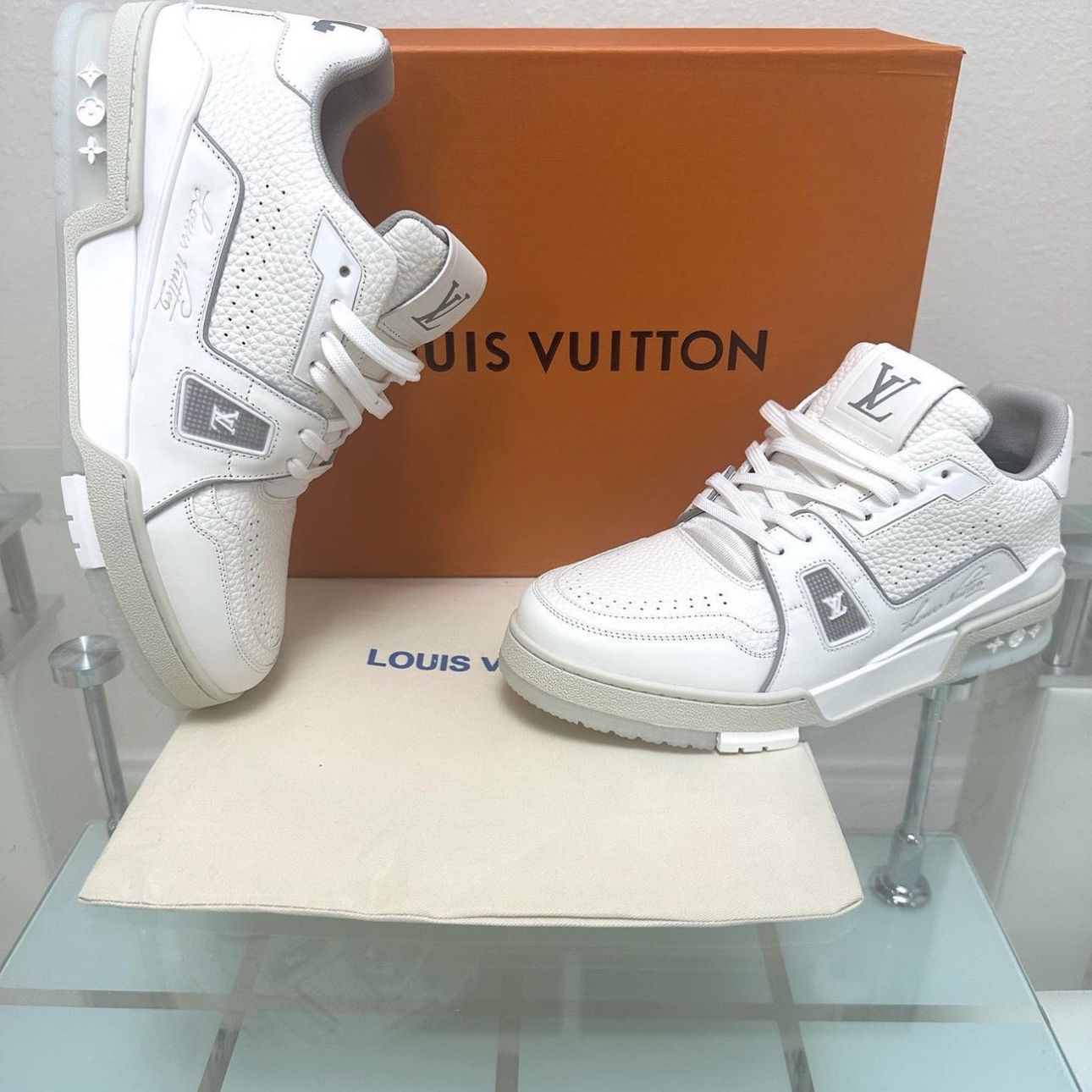 [NO BOX] LOUIS VUITTON LV TRAINER PINK WHITE NEW SNEAKERS SHOES SIZE 39 6.5  MEN 8 WOMEN A7 for Sale in Miami, FL - OfferUp