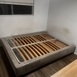 Queen Bed Frame With Hydraulic Suspension Storage 