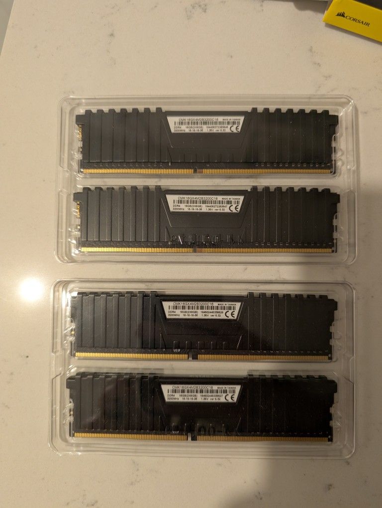 Corsair LPX DDR4 2x8GB Kits