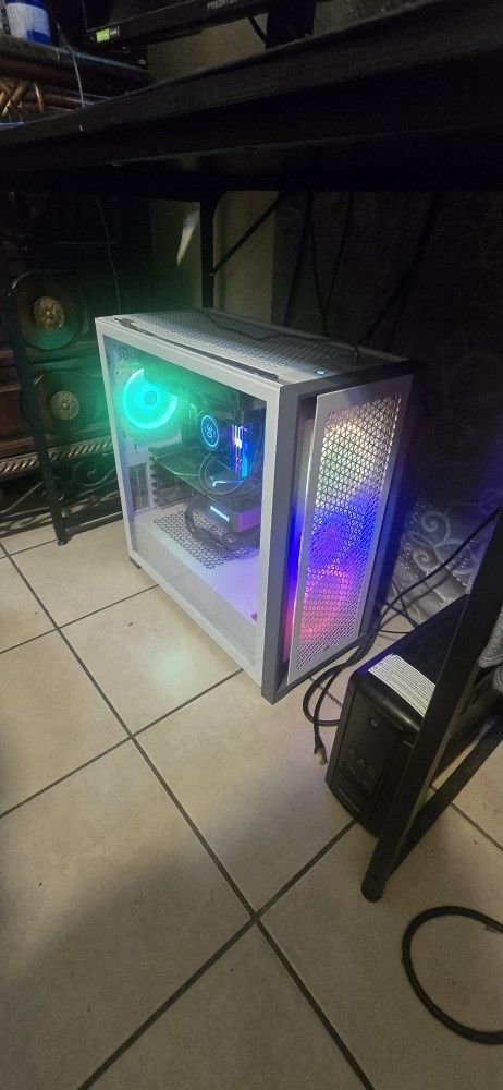 CUSTOM GAMING PC
