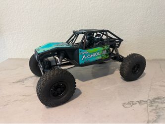 Axial UTB10 Capra Rock Crawler 1/10