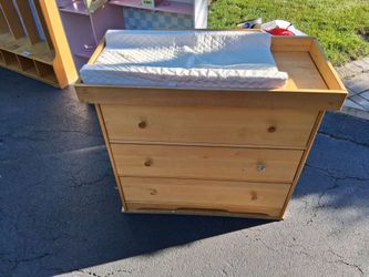 Baby changing table