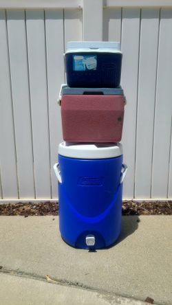Ice Chest Coolers. Sold separately.  $15 for the 5 gallon water cooler, $5 ea for the  6 pack coolers. Discount if you buy more than 1. 
P/U YUCAIPA