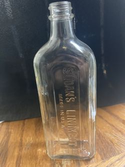 Vintage Sloan’s Liniment Bottle 