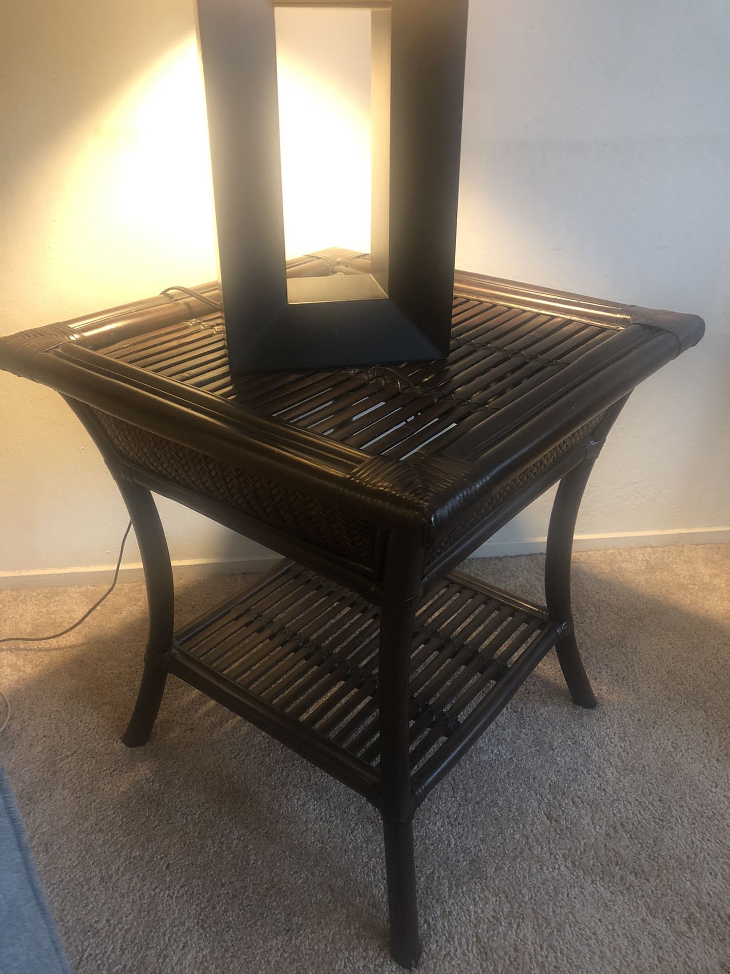 Pier 1 wicker end table - great condition