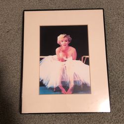 Framed Marylin Monroe Print