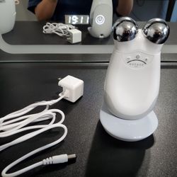 Nuface Pro Just Charging Station And Charging Cable