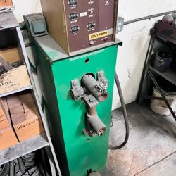 Western Arctronics Spot Welder