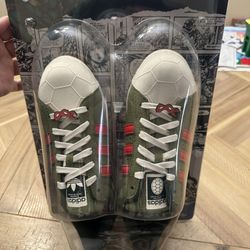 Adidas TMNT Sheltoe Sz 9.5 With Comic 