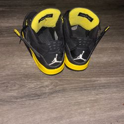 Jordan Yellow 4s Thunder 
