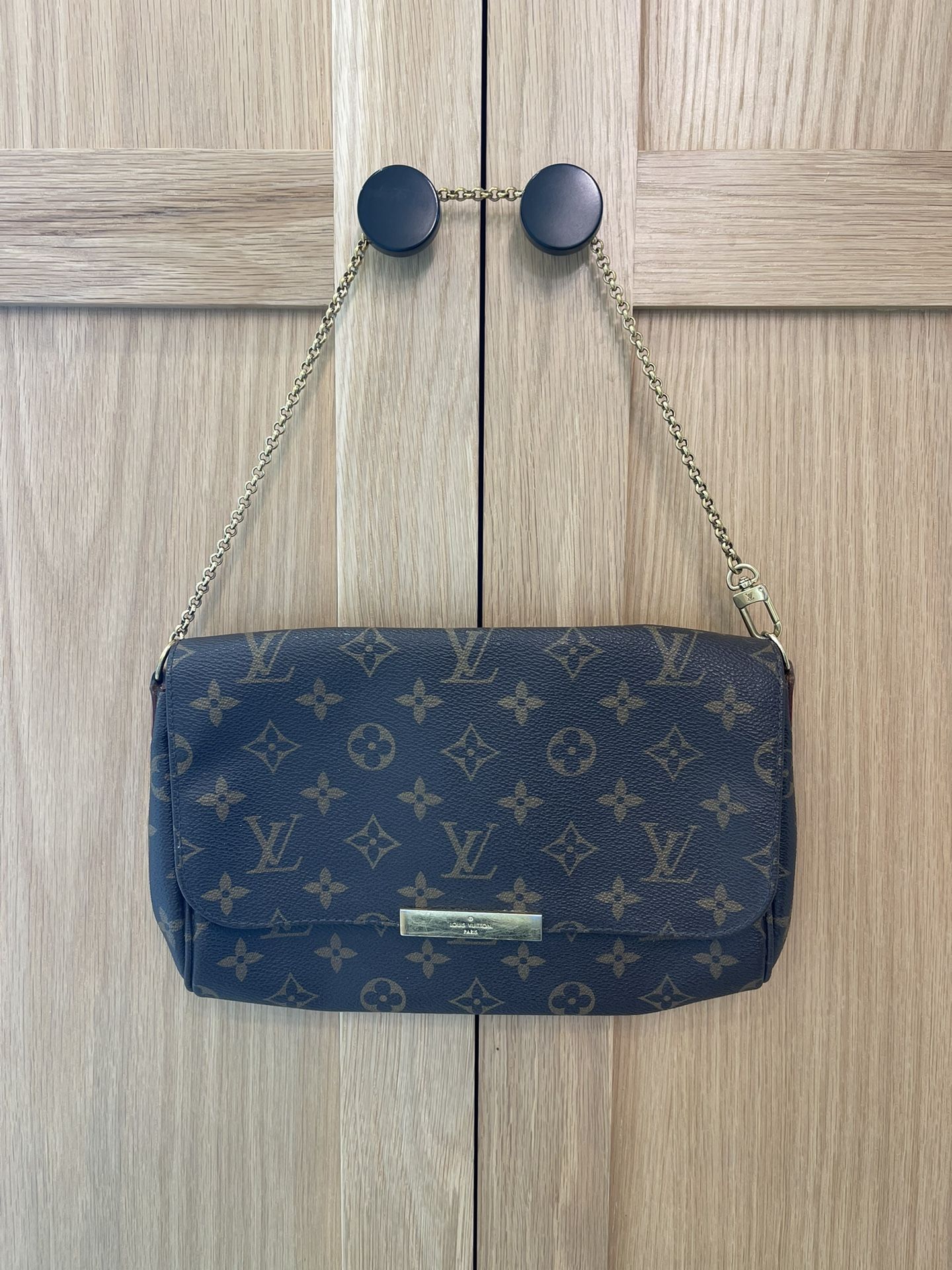 Louis Vuitton Monogram Canvas MM Shoulder Bag