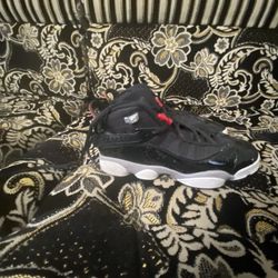 Jordan Six Rings Black Cement, Size 7 Boys.