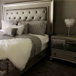 King Bedroom Set