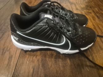 Nike Alpha Huarache 4 Keystone Baseball Cleats.