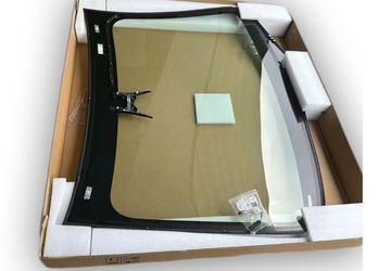 Tesla Model 3 NEW! OEM Windshield 2024-2026