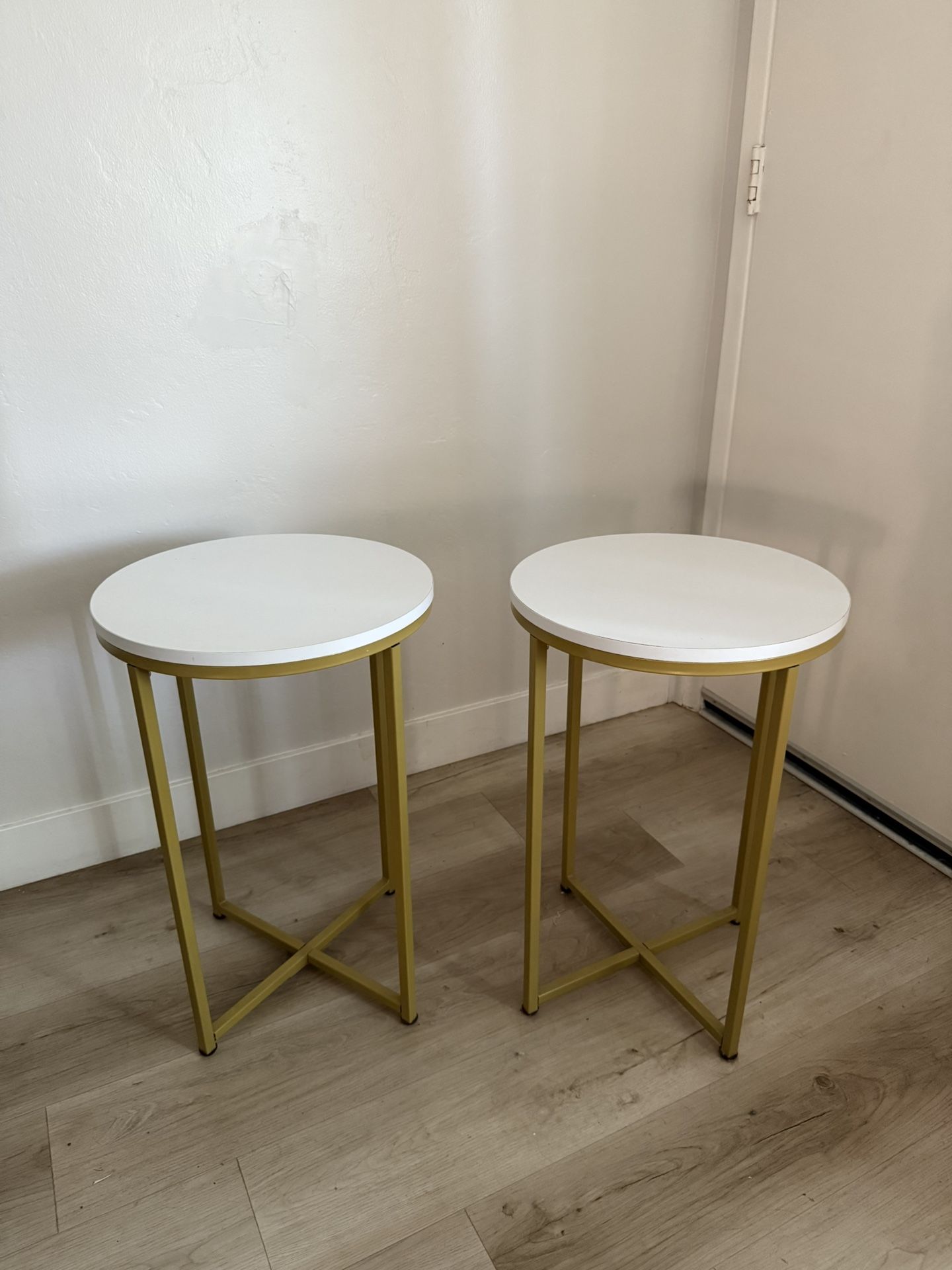 2 End Tables