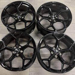 19” Audi A4 A5 A6 A7 A8 19x8.5 offset 35 5x112 new set (4)