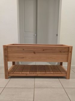 Cedar Garden Planter