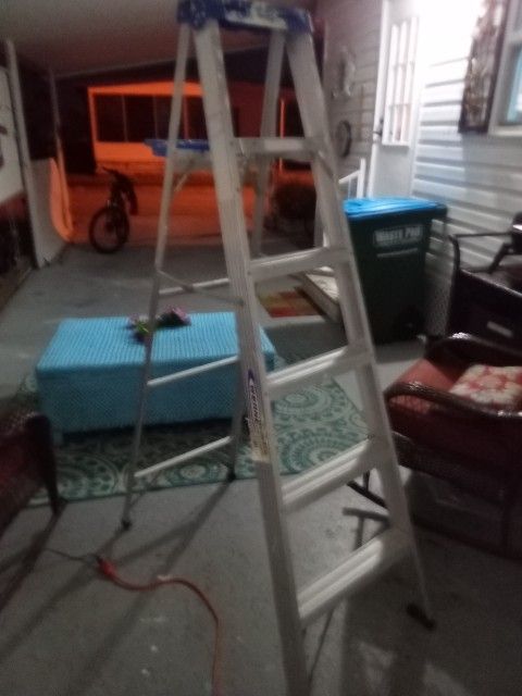 LADDER