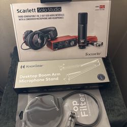 Scarlett Solo Studio-$180